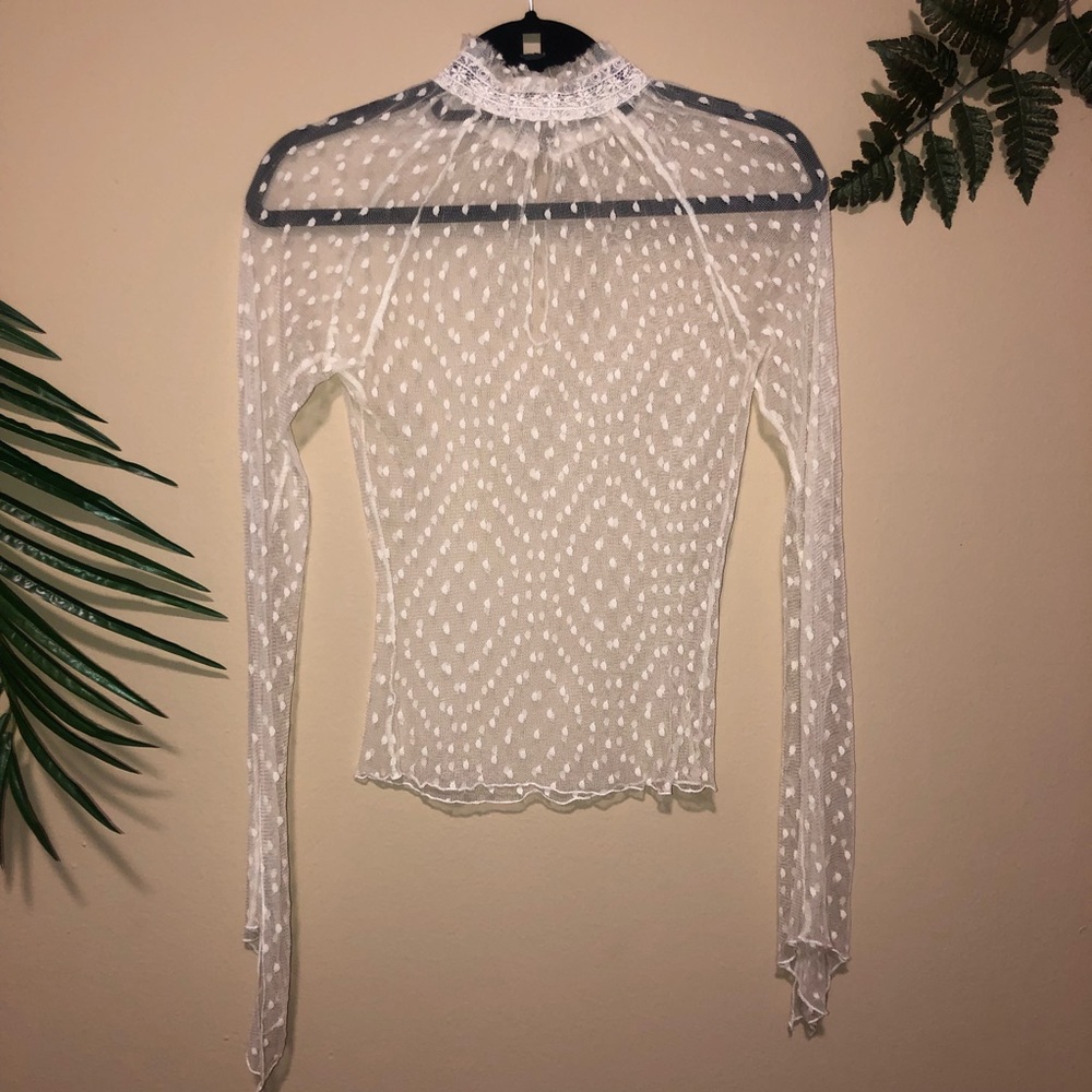 Mesh blouse